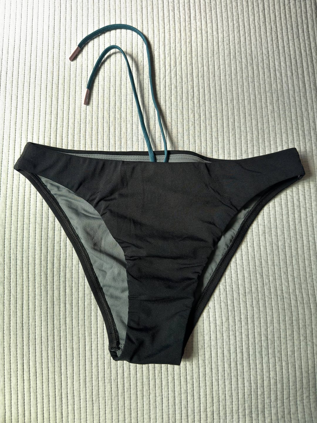 Customer photo review of CALI BOTTOM - Black