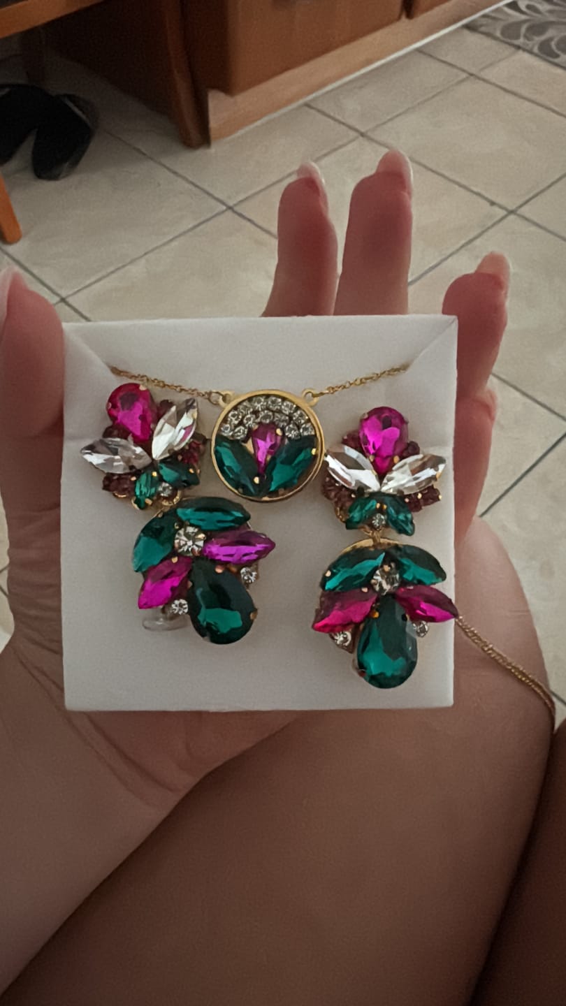 Customer photo review of Collana Chocker Tonda - Personalizzata
