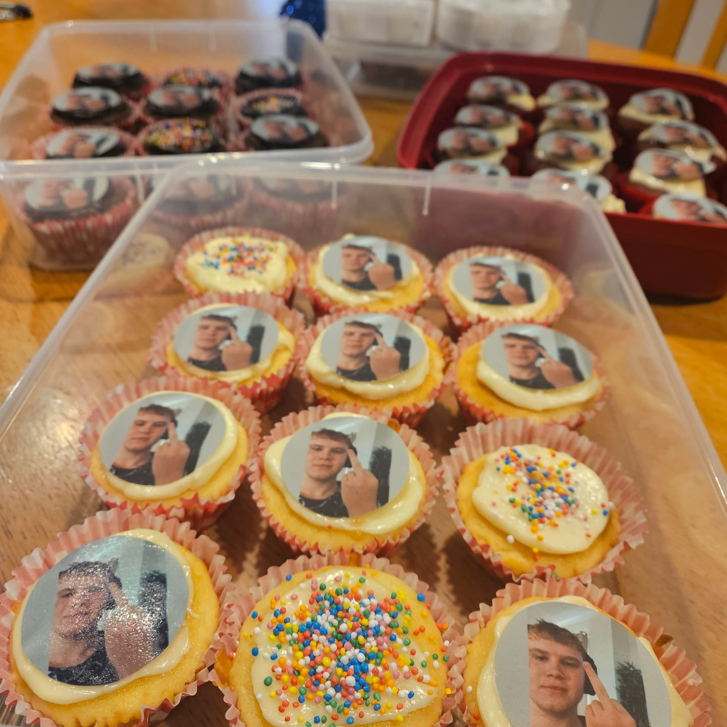 Customer photo review of 15 x 5 cm Pre-cut Standard Cupcake Custom Edible Icing Images
