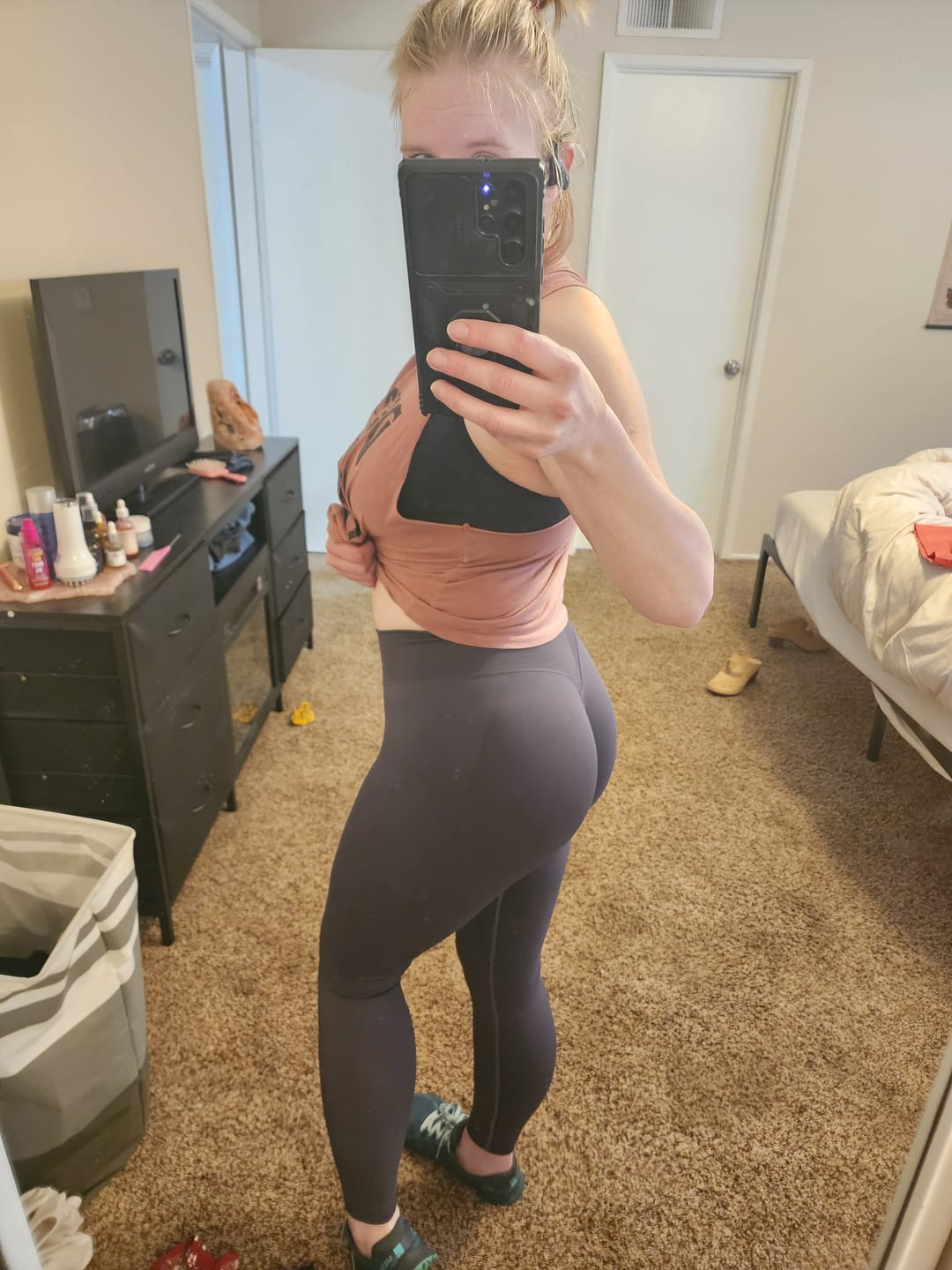 Customer photo review of Core Leggings
