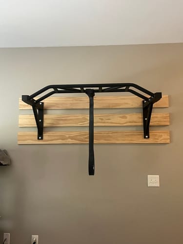 Customer photo review of Gronk Wall Mount Multi-Grip Pull up Bar