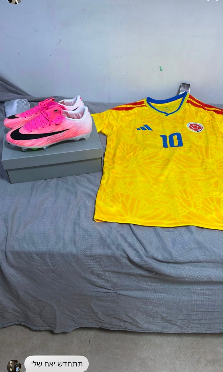 Customer photo review of NIKE AIR ZOOM  MERCURIAL SUPERFLY 11 ELITE FG