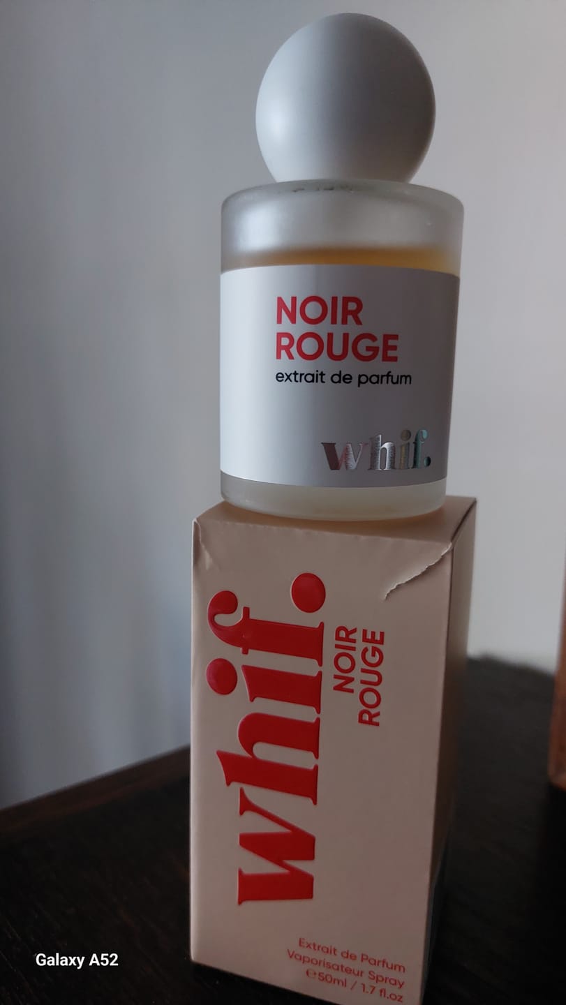 Customer photo review of Noir Rouge