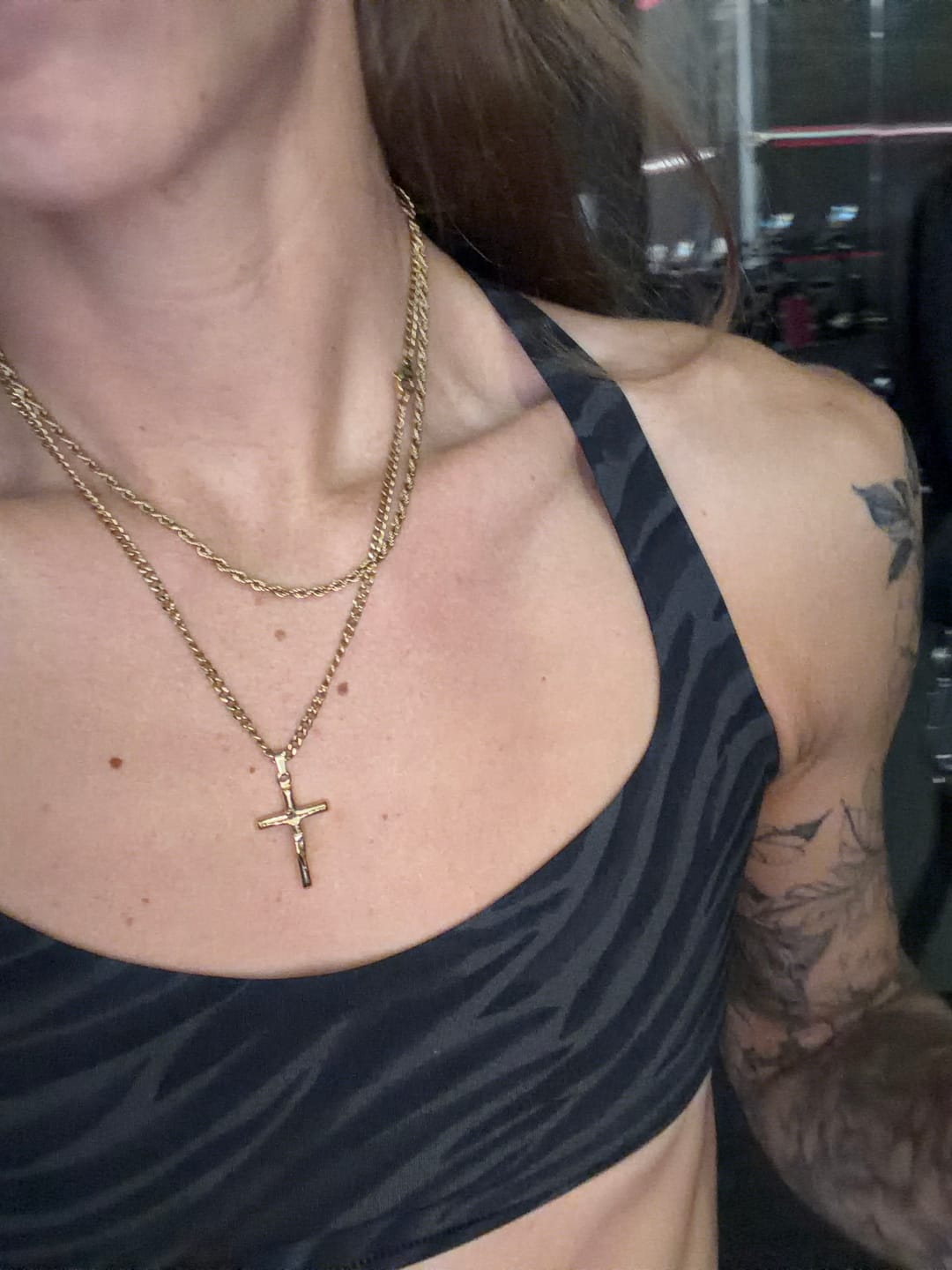 Customer photo review of Thin Rope Chain Necklace