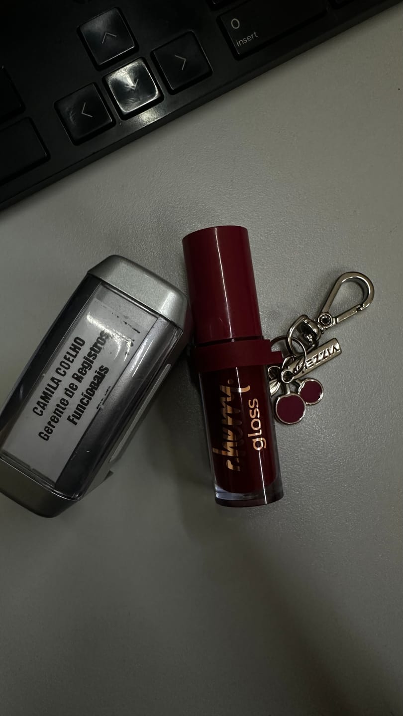 Customer photo review of Cherry Gloss - Vizzela