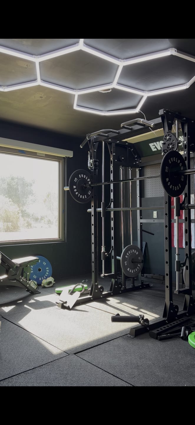 Customer photo review of EVOLPOW M2B Brute All-In-One Smith Machine Home Gym