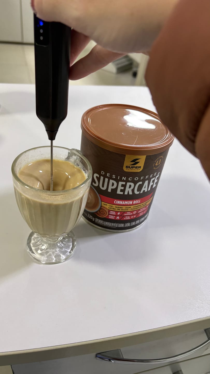 Customer photo review of Supercafé Cinnamon Roll