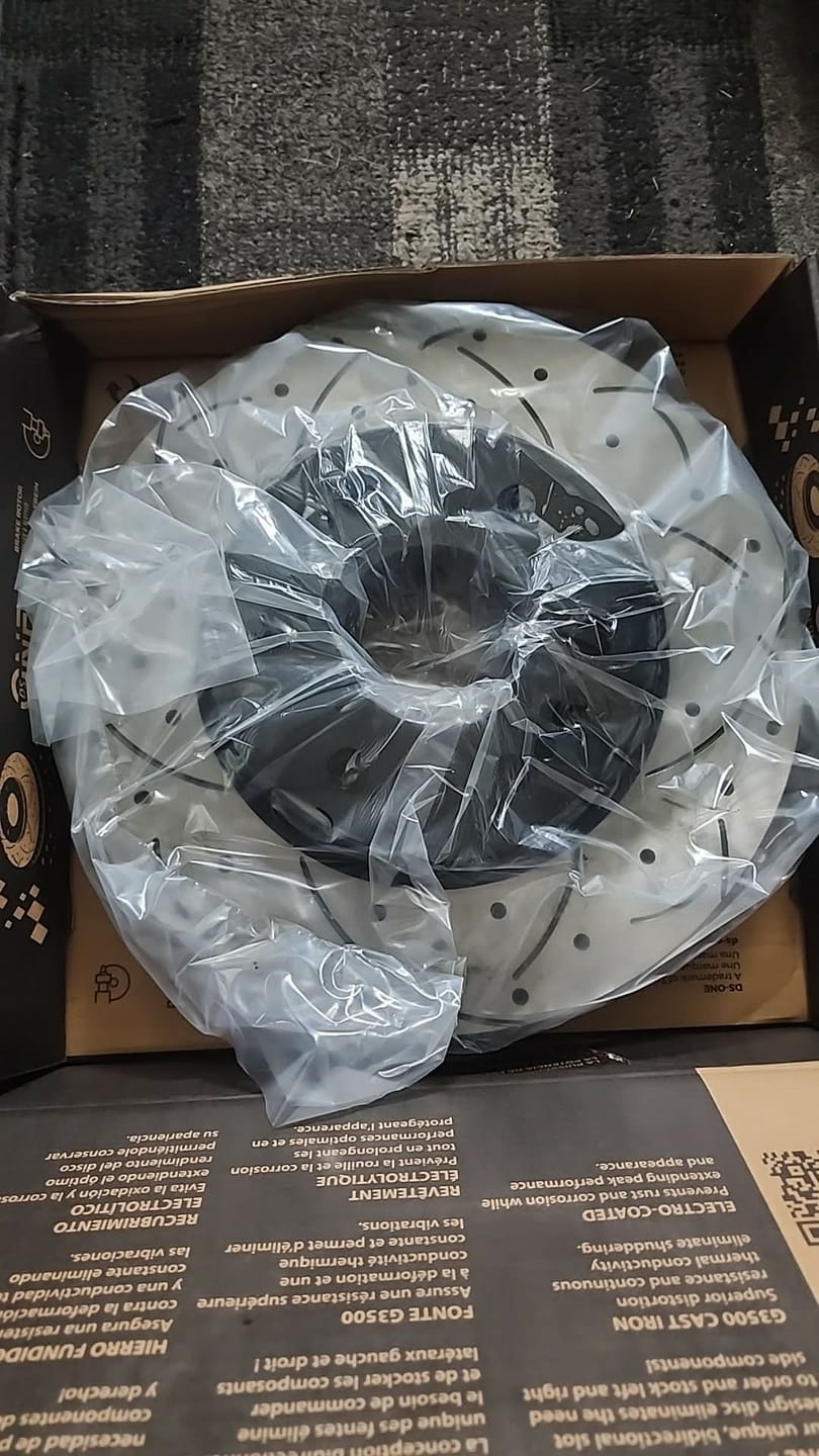 Customer photo review of [Avant et Arrière] Disque et plaquette de frein pour Chevrolet GMC Silverado 1500 KDS-100985