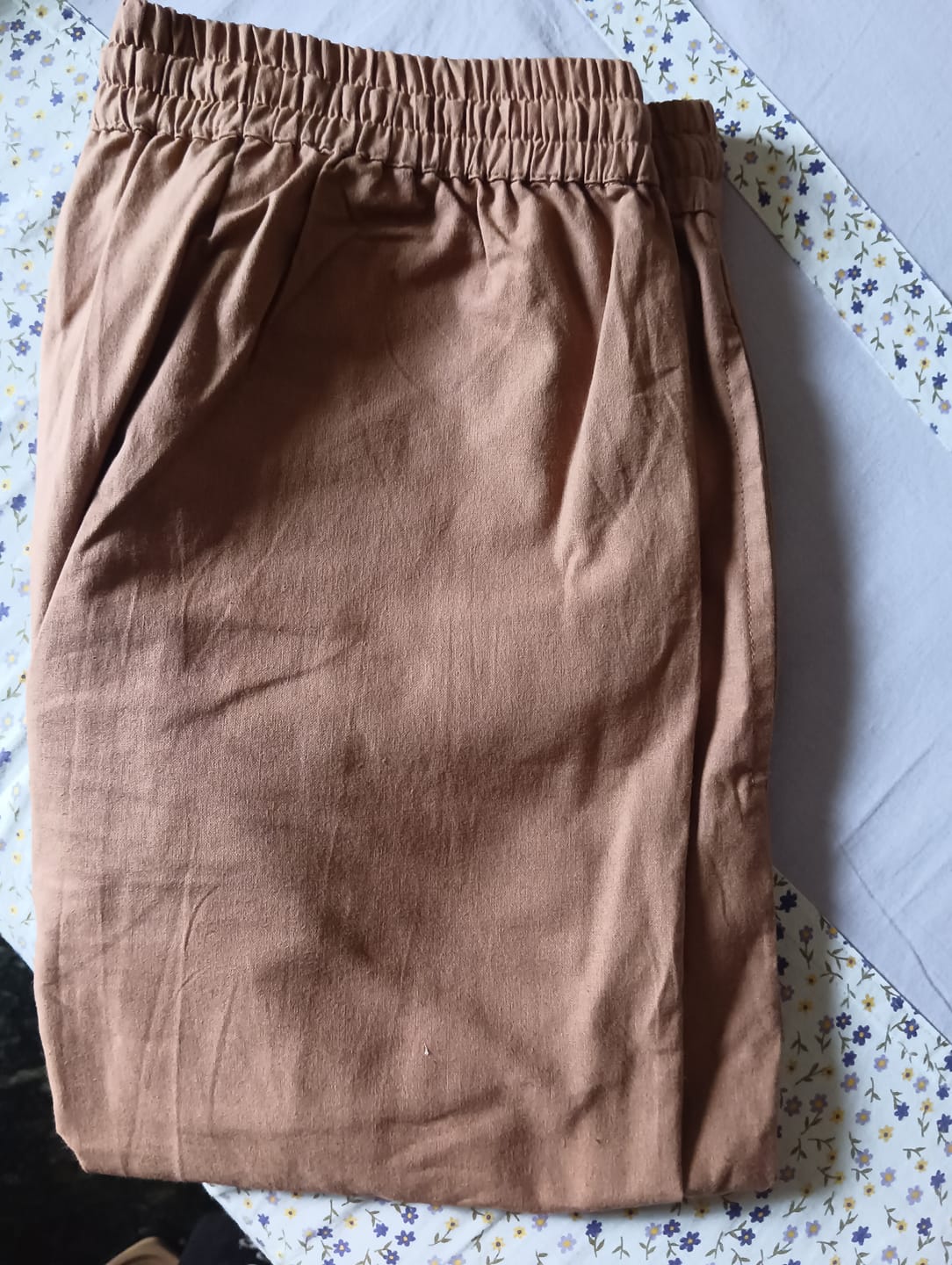 Customer photo review of Women Mocha Mousse Cotton Straight Pant