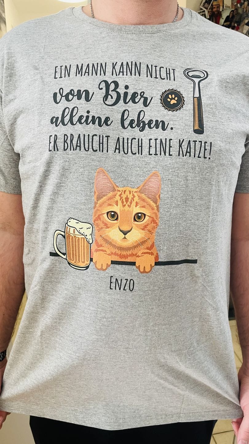 Customer photo review of Personalisiertes T-Shirt - Bier & Miau