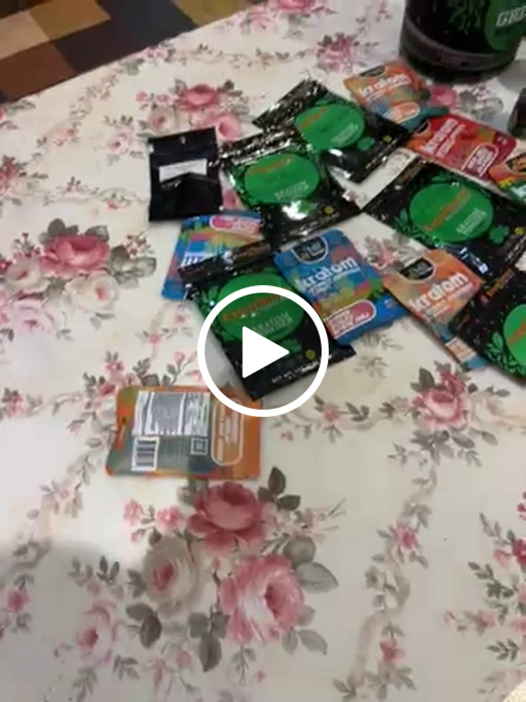 Customer video review of EXP Premium Green Maeng Da Blend Kratom Powder - Lab Tested