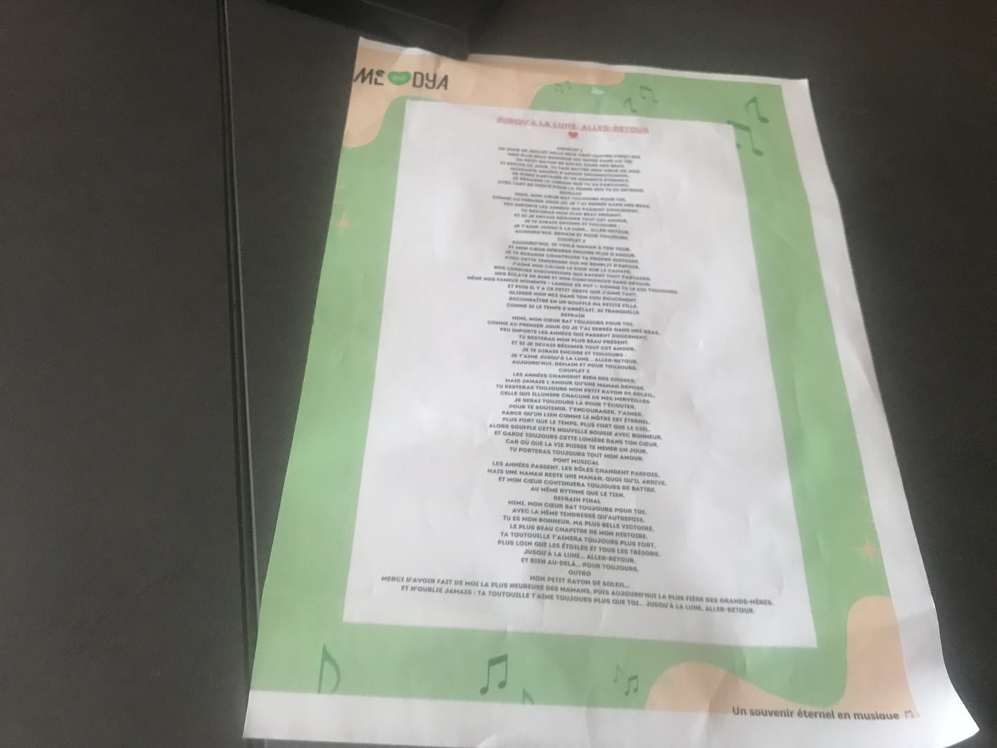 Customer photo review of 📜 Paroles imprimables personnalisées – Un souvenir éternel