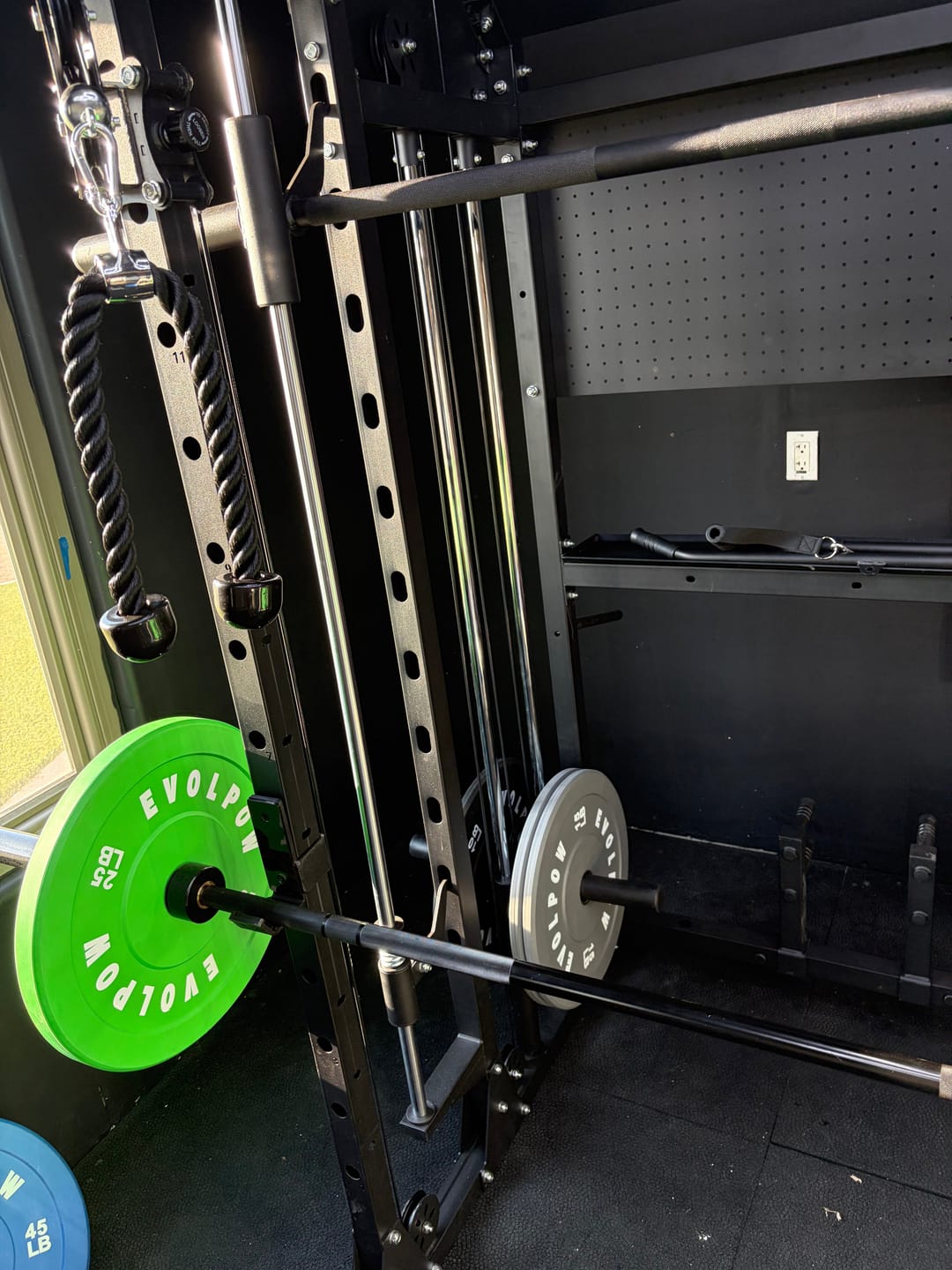 Customer photo review of EVOLPOW Color Low Bounce Bumper Plates Olympic Weight Plates