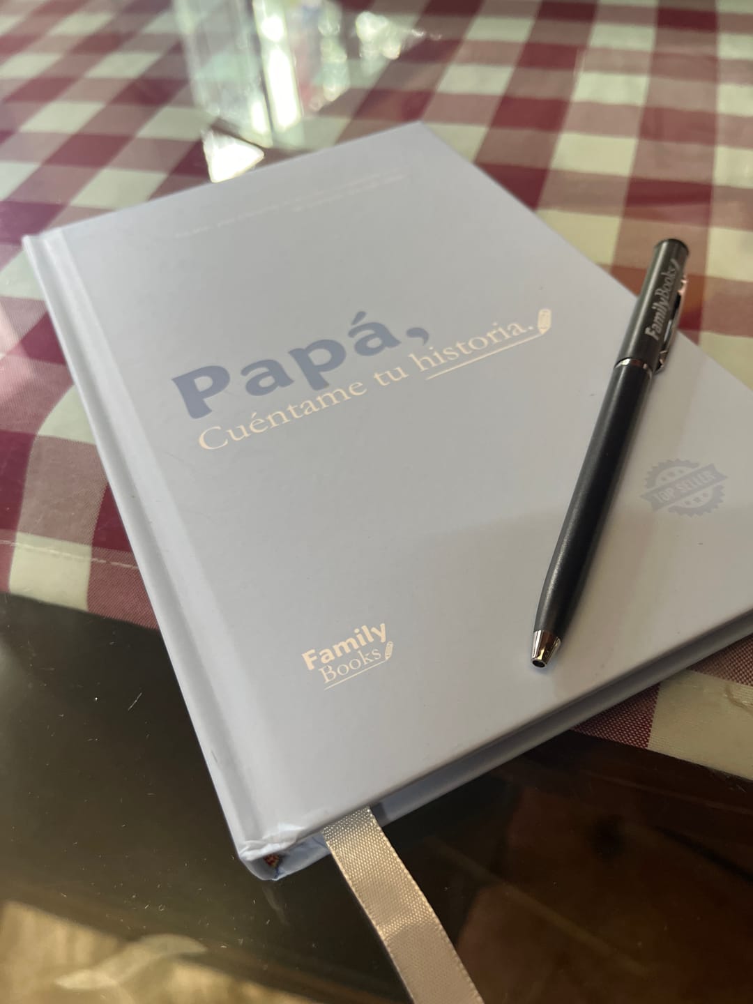 Customer photo review of Family Books™ – Cuéntame tu historia