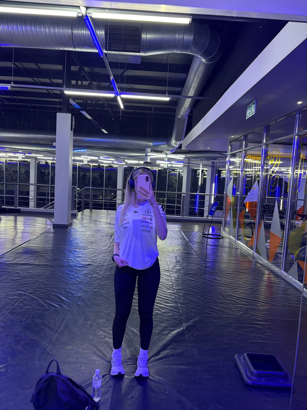 Customer photo review of High Waist Pocket Leggings