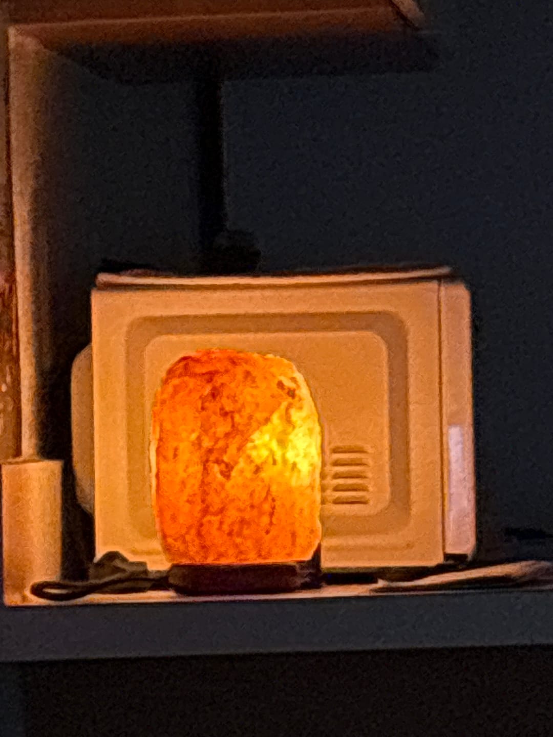 Customer photo review of Natural Pink Himalayan Salt Lamp 6-8 Lbs