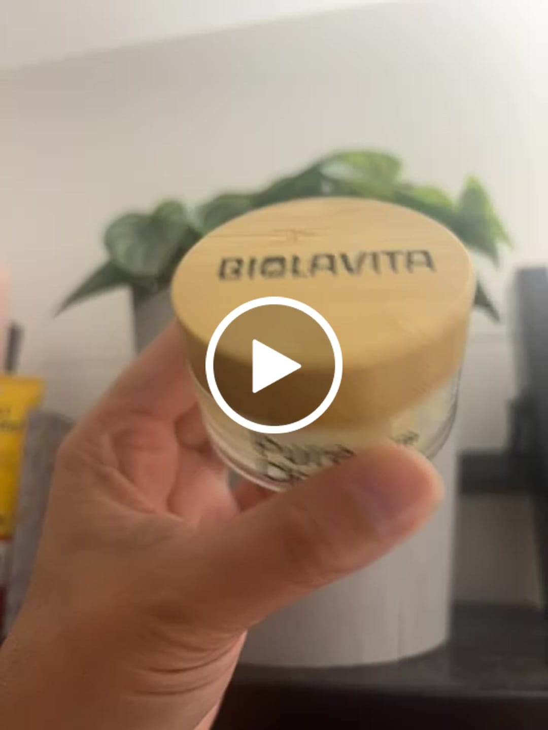 Customer video review of Puur Botanisch Gezichtsserum