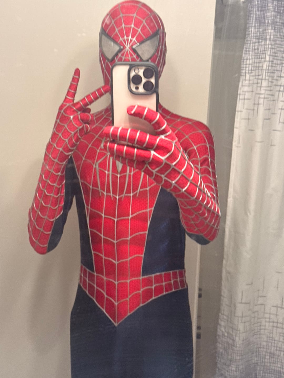 Customer photo review of Tobey Maguire Spider-Man Life Size Wearable Costume( Replica Grade)