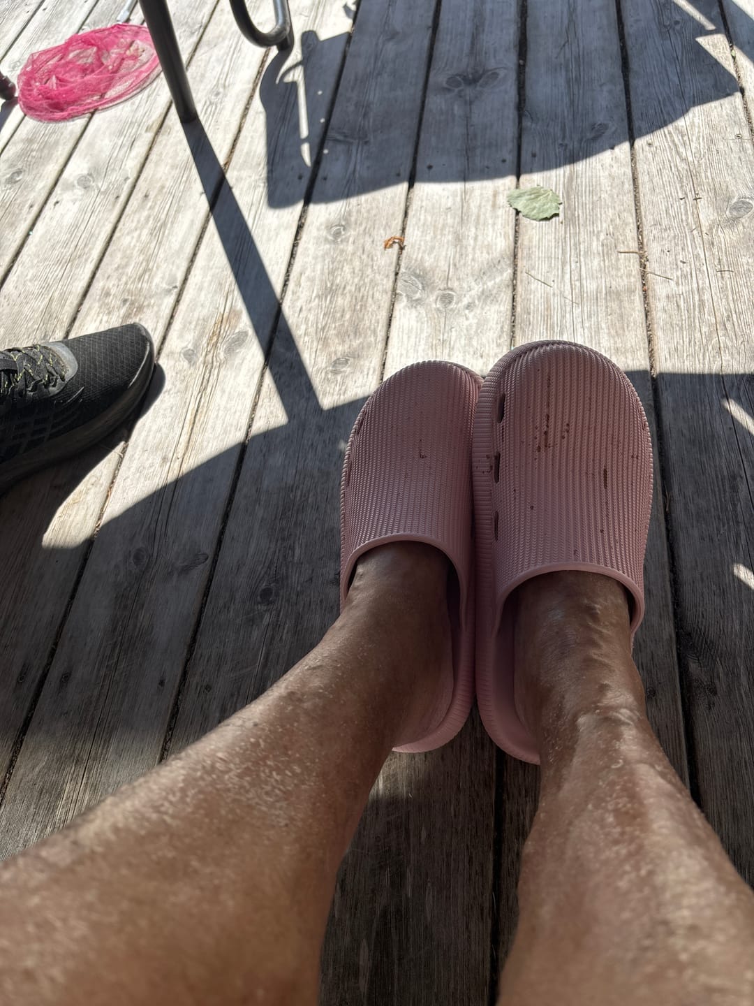 Customer photo review of HappyFlops Original