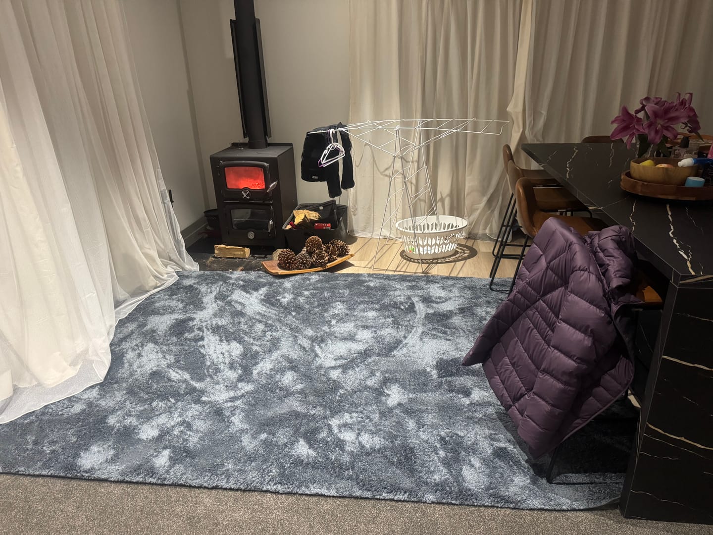 Customer photo review of Deluxe Shaggy Relax Mat - 35mm Memory Foam Base
