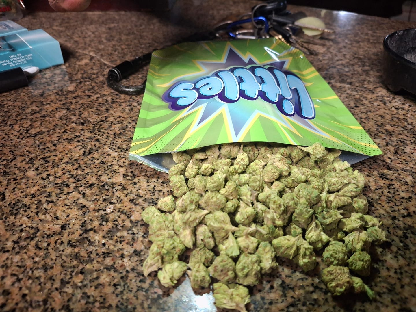 Customer photo review of LITTLES BRAND - Gorilla Glue - 28 Grams Littles - Hybrid