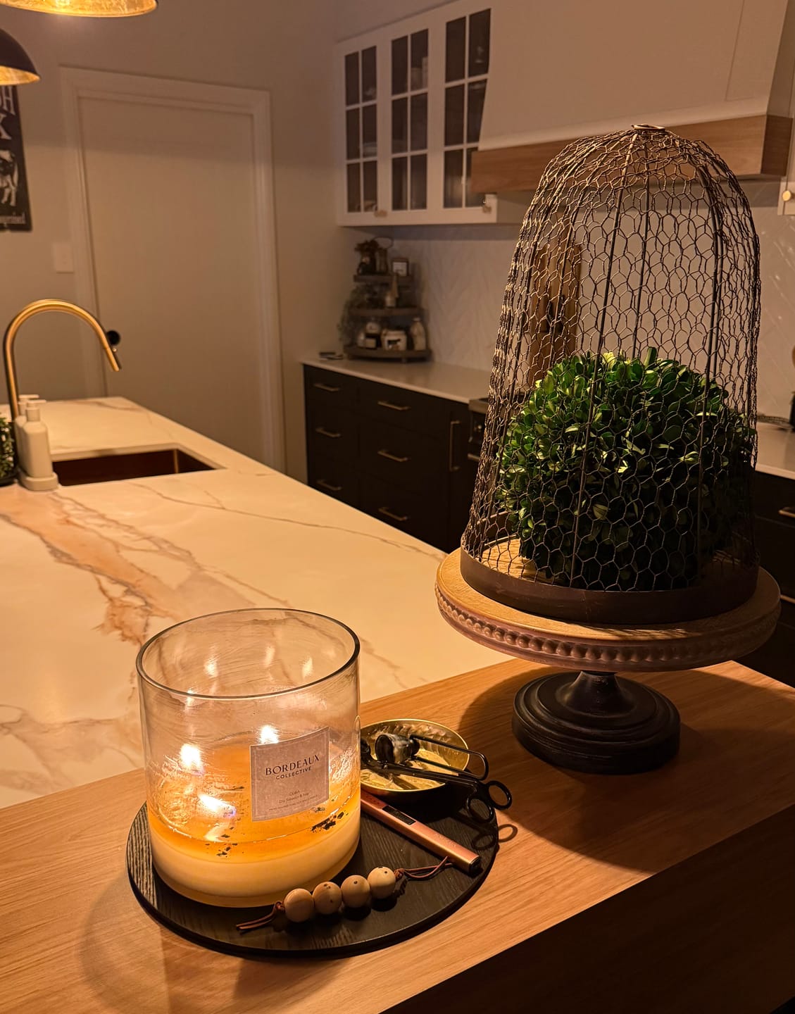 Customer photo review of CUBA - Dry Tobacco & Hay Large Deluxe Candle