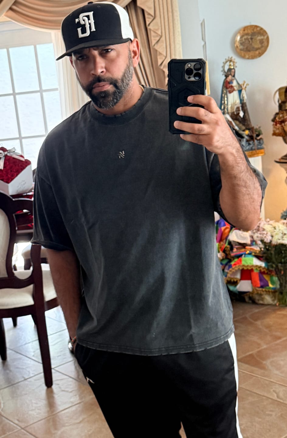 Customer photo review of 4153 - Elevated Essentials - Relaxed Tee