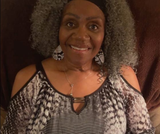 Customer photo review of Luvwin Salt & Pepper Kinky Curly 3 In 1 Half Wig Beginner Friendly Glueless 3/4 Wig 100% Human Hair