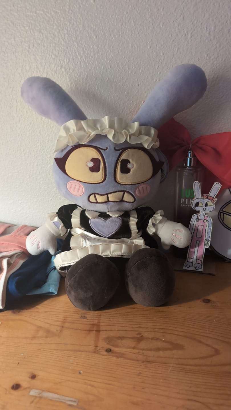 Customer photo review of Maid Jax Plush