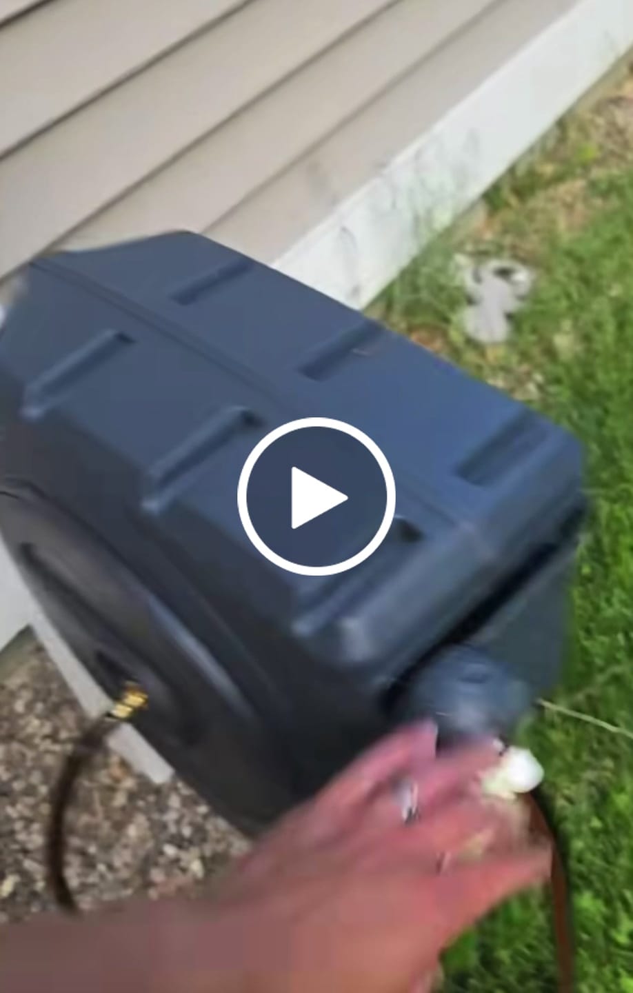 Customer video review of Retractable Garden Hose Reel-5/8 in-115ft