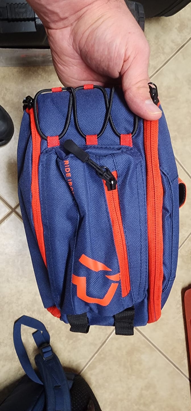 Customer photo review of RIDEIRON Stylish Compact Portable Motorcycle Waist Bag| MB8002