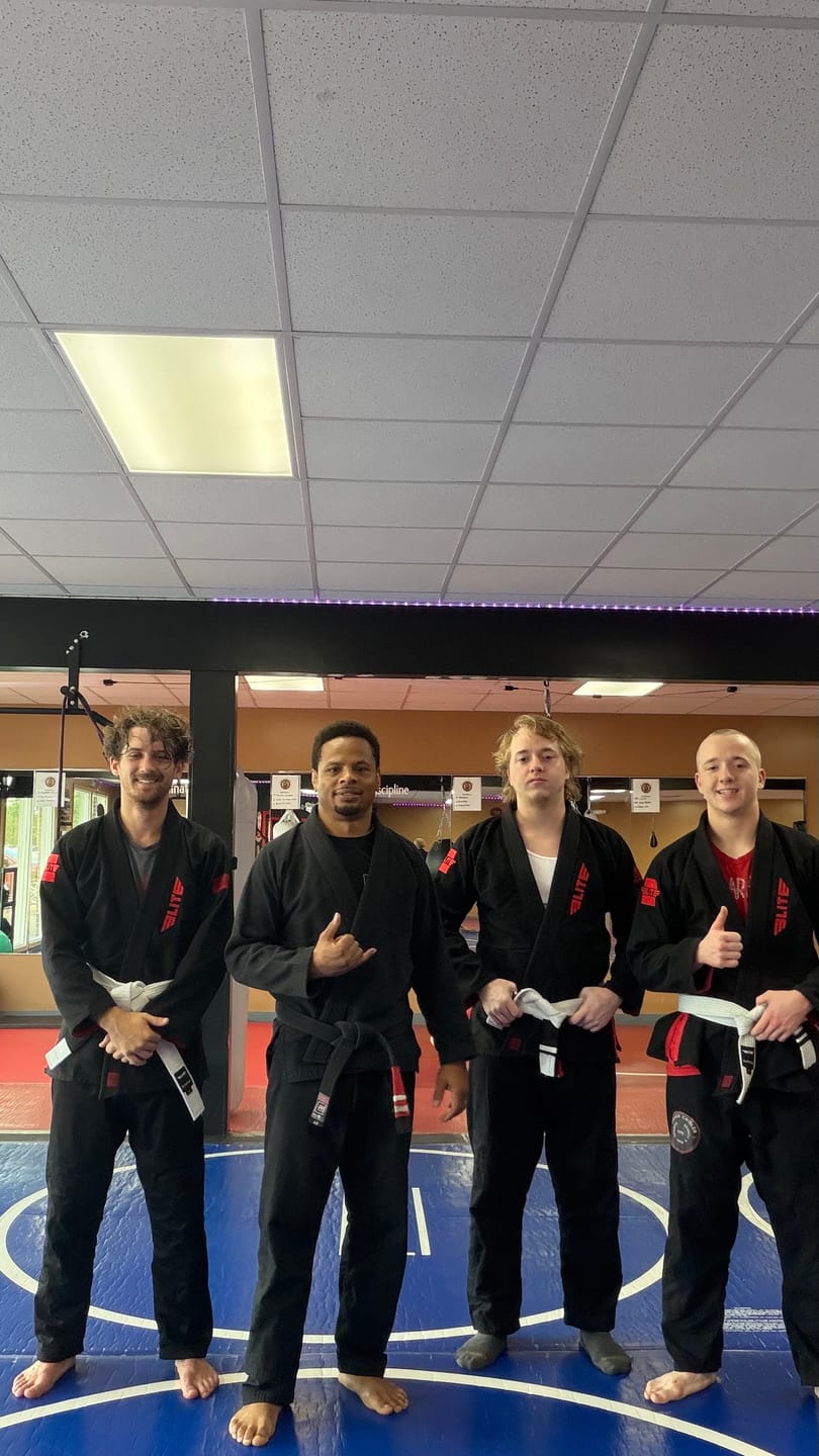 Customer photo review of Core Black Brazilian Jiu Jitsu Mens BJJ Gi