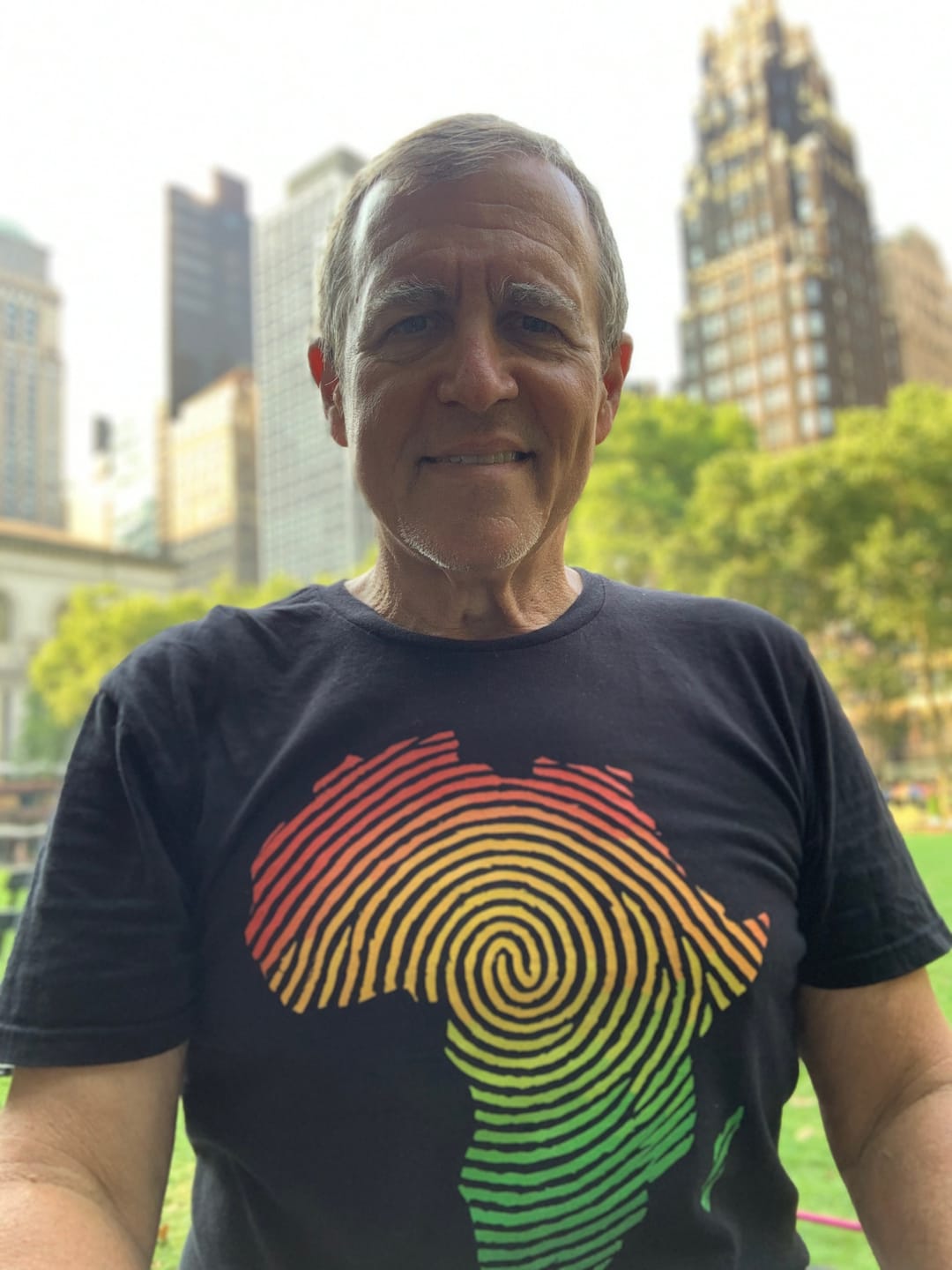 Customer photo review of Africa Fingerprint Color Tee