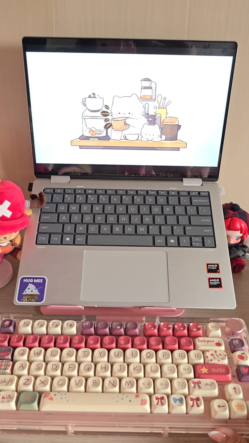 Customer photo review of KiiBOOM All My Faves Keycap Set