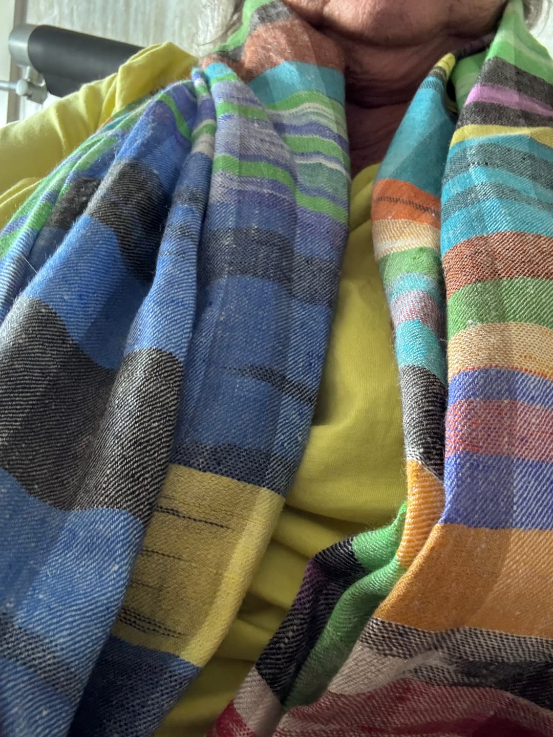 Customer photo review of Magic Weave 2 Artistic Shahkaar Pashmina Wrap