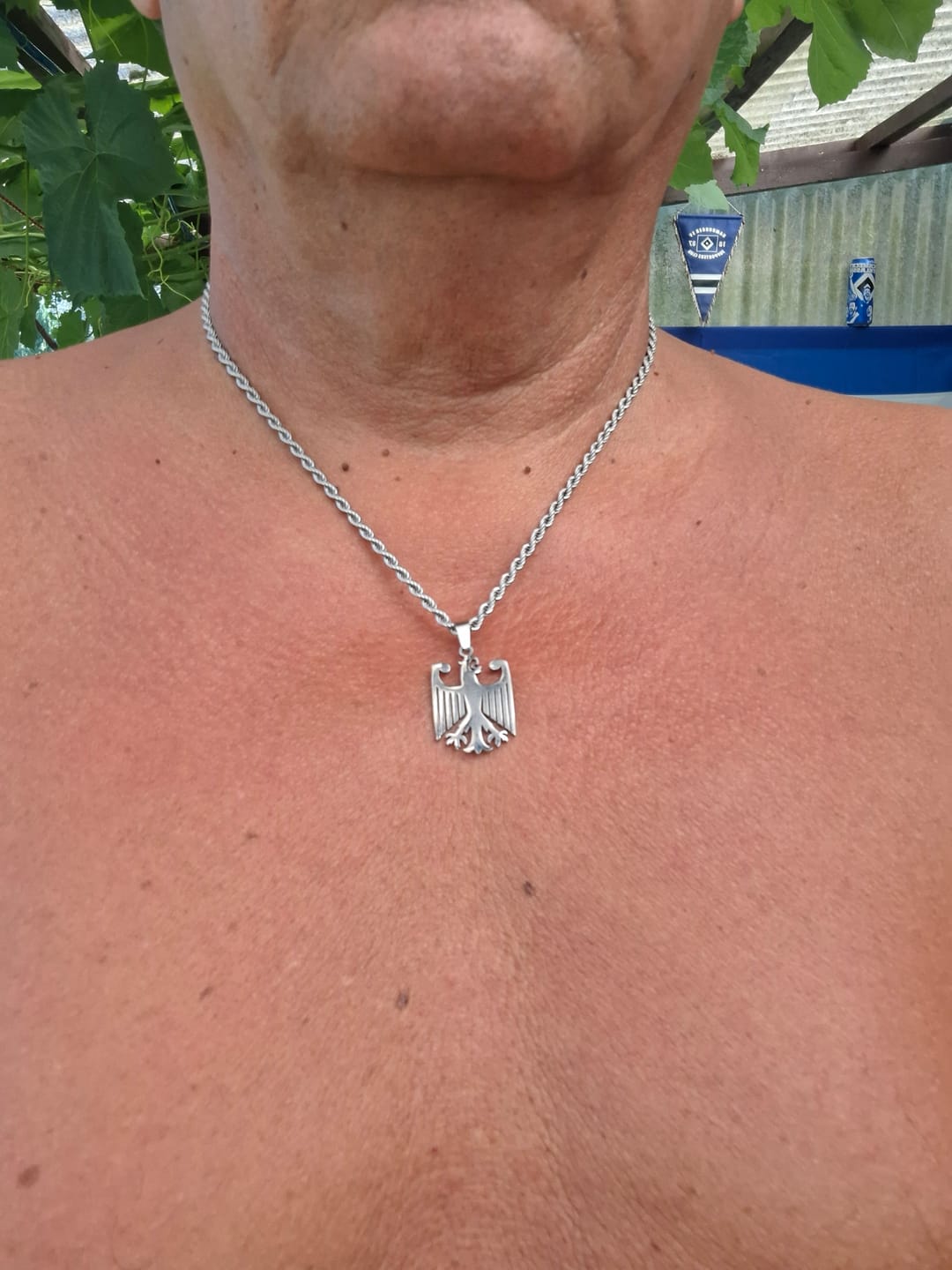 Customer photo review of Deutschland Adler Kette