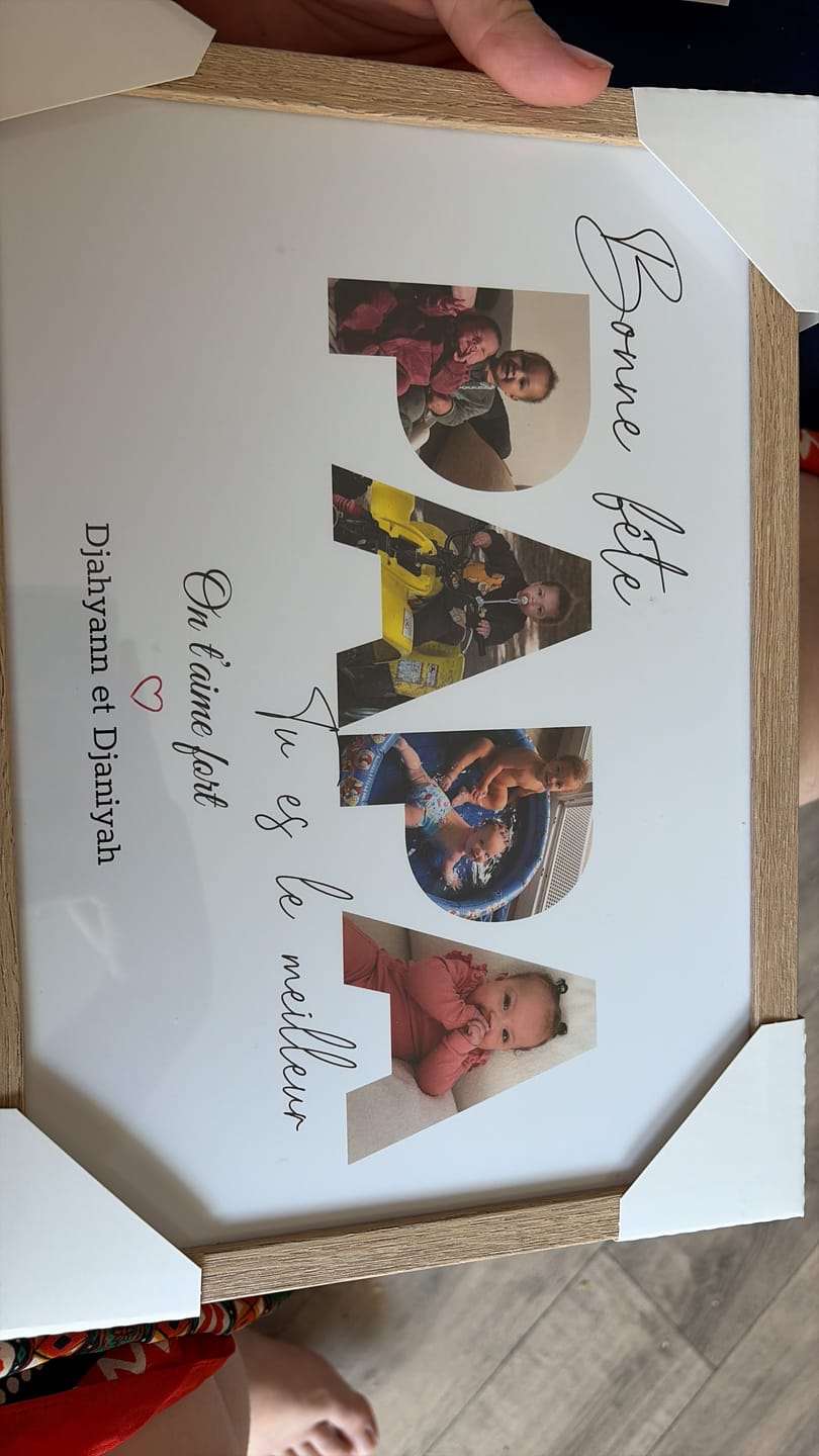 Customer photo review of Collage & Date - Affiche Personnalisée