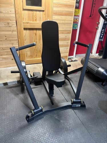 Customer photo review of Gronk Fitness Seated Chest Press - Plate Loaded