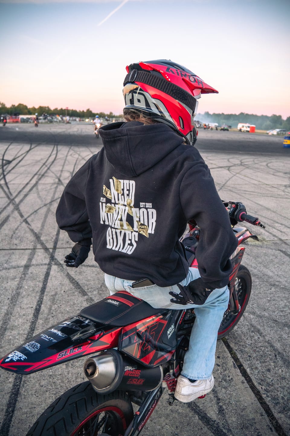 Customer photo review of Oversize Zipper Hoodie