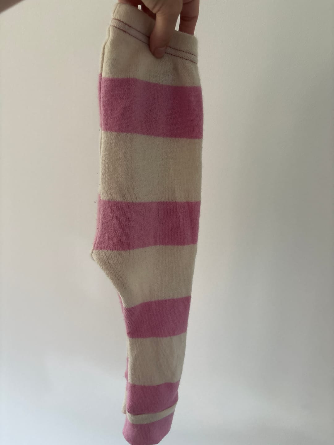 Customer photo review of Schmale Kaschmir Babyhose Gr.74/80