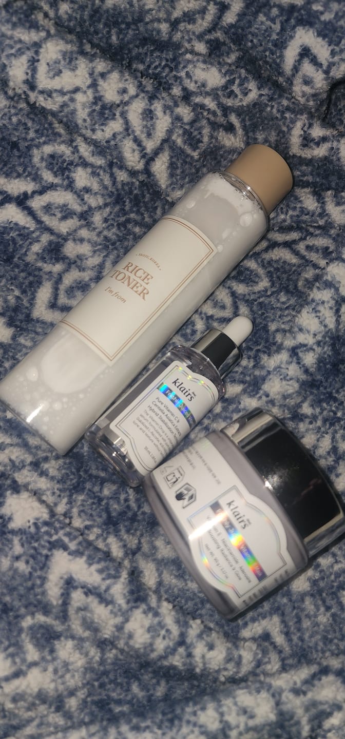 Customer photo review of Freshly Juiced Vitamin C Drop + E Mask Set