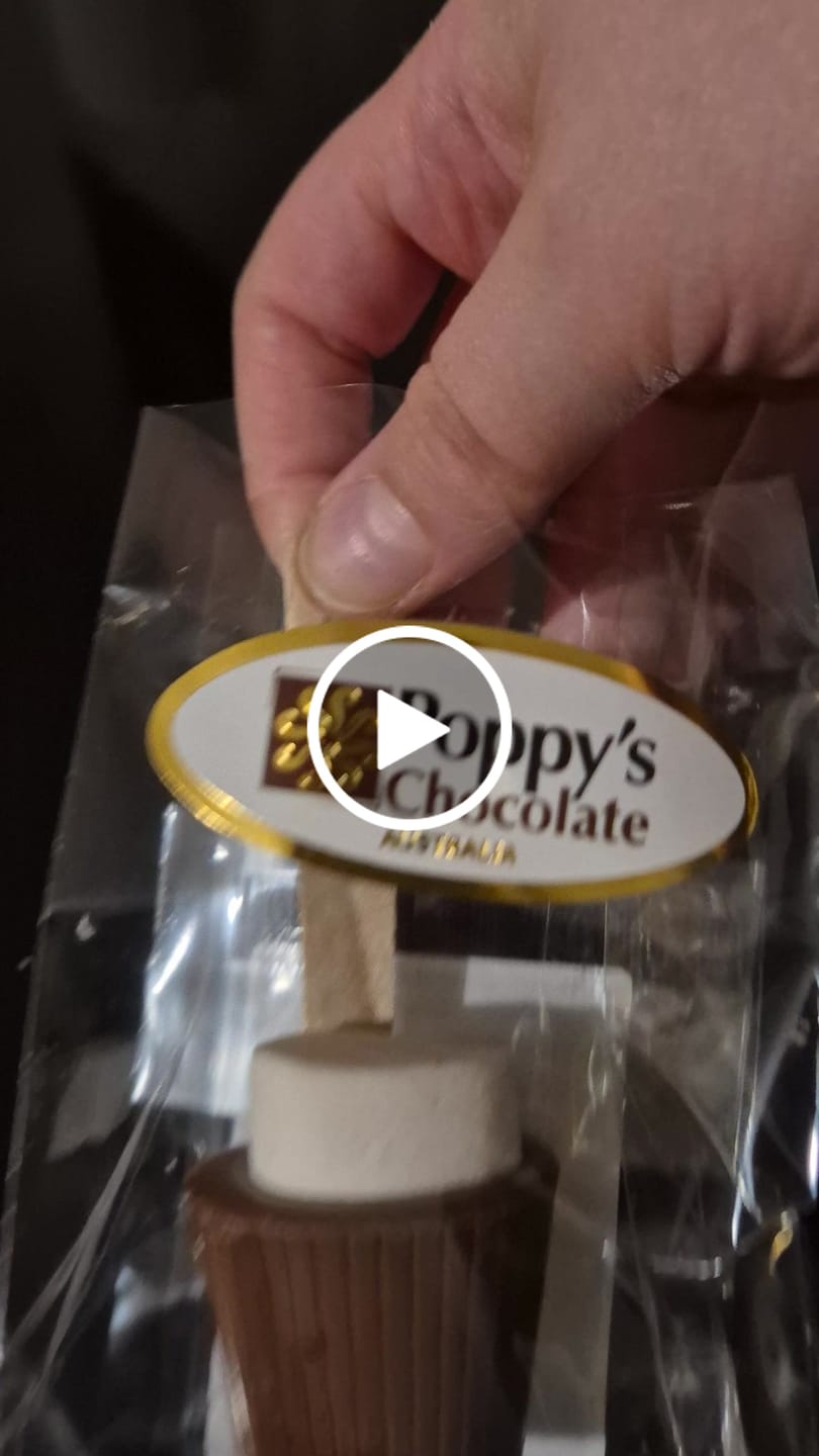 Customer video review of Hot chocolate stick Milk Chocolate Twin Pack