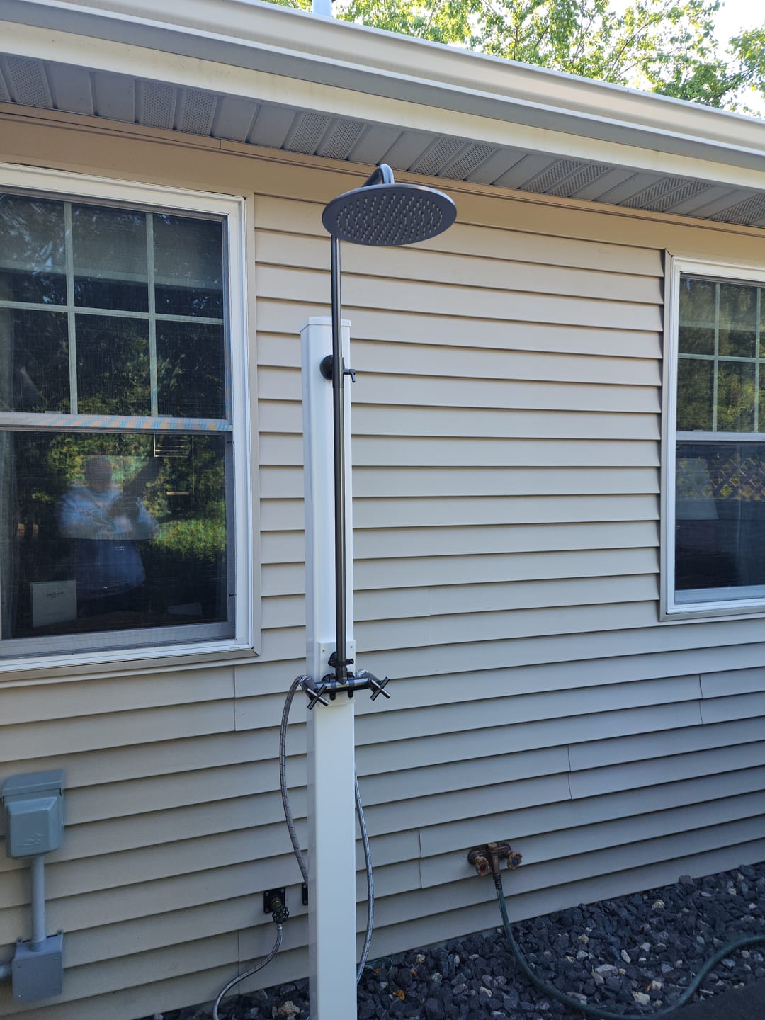 Customer photo review of Wall-Mounted Dual Handle Outdoor Shower Fixture with 10-Inch Rain Head