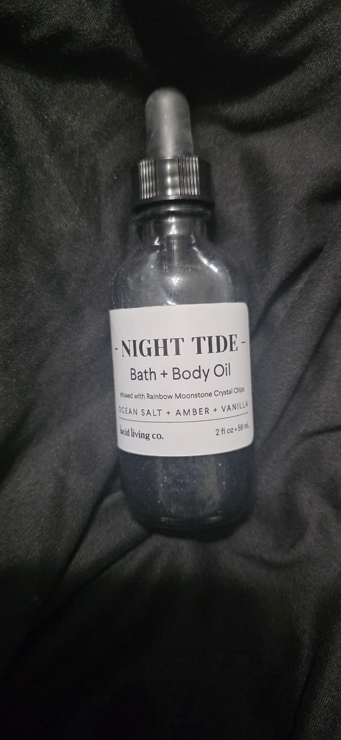 Customer photo review of Limited Edition Night Tide Body Oil