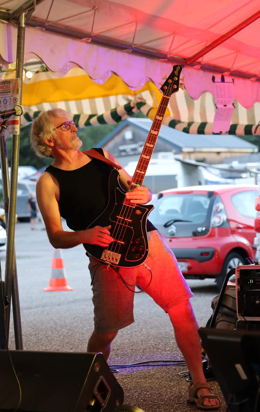 Customer photo review of Revival #49 Wingman Bass - British Racing Green metallic | Custom Shop