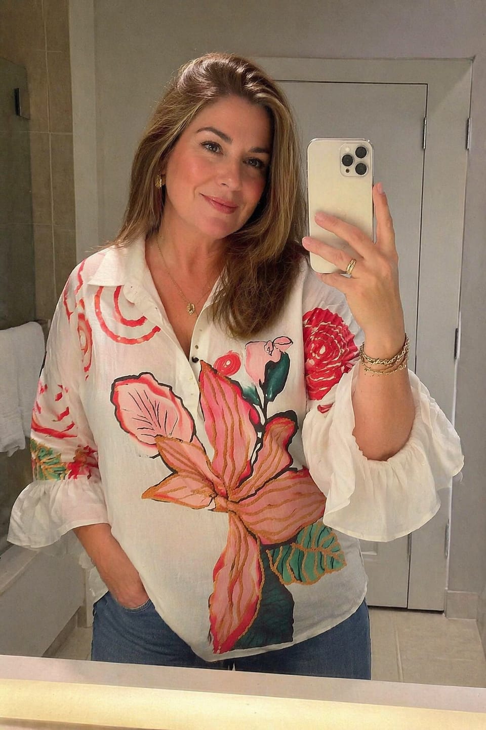 Customer photo review of Flared Sleeves High-Low Buttoned Contrast Color Flower Print Lapel Blouses&Shirts Tops