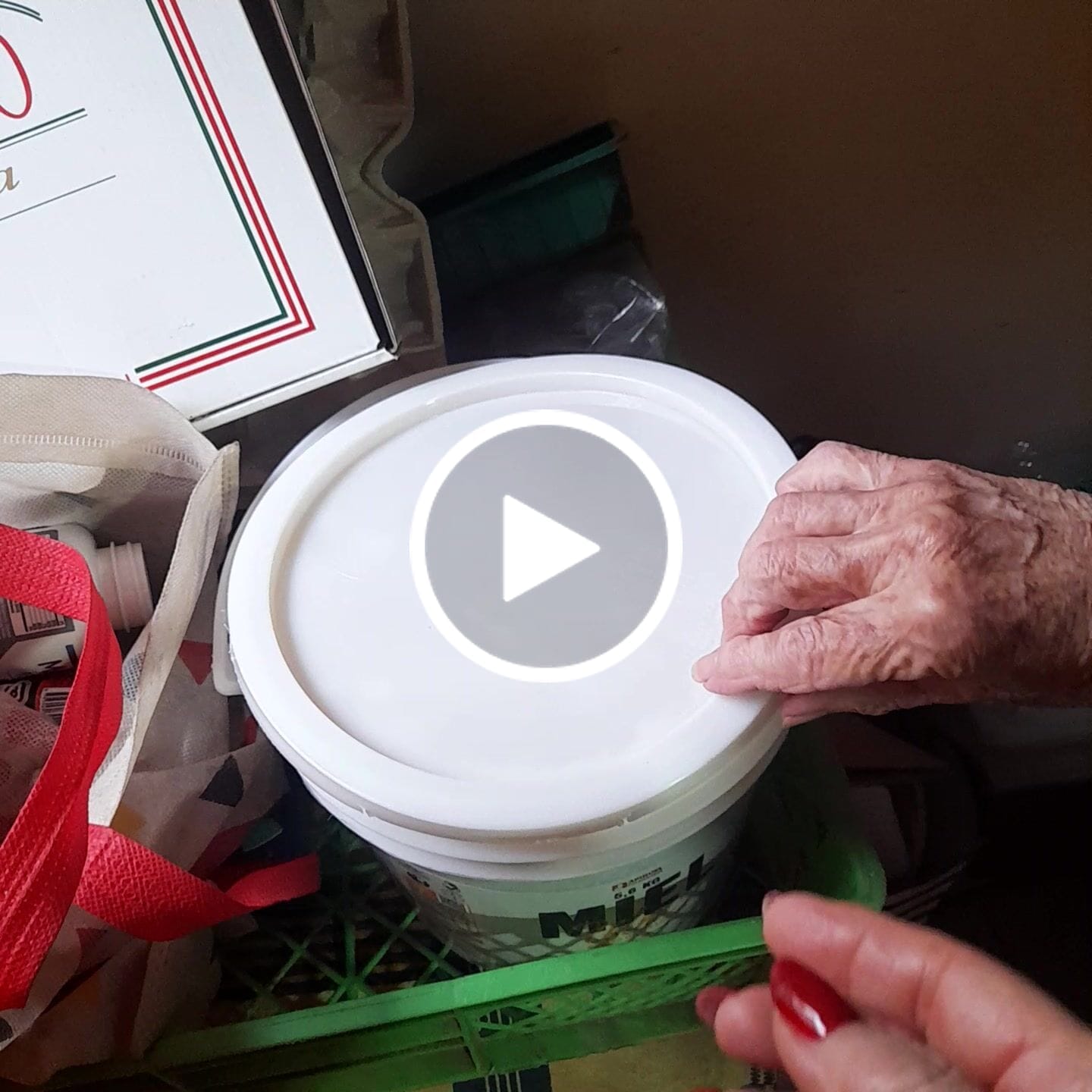 Customer video review of Balde Miel de Ulmo 5,6 kg