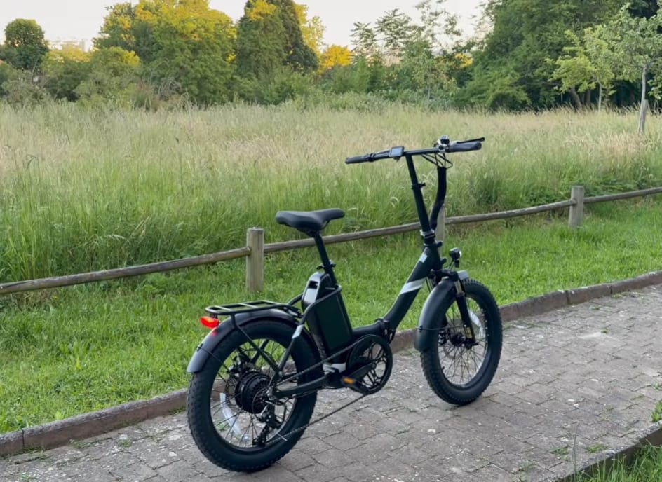 Customer photo review of Touroll S3 Folding Fat Tire Electric Bike