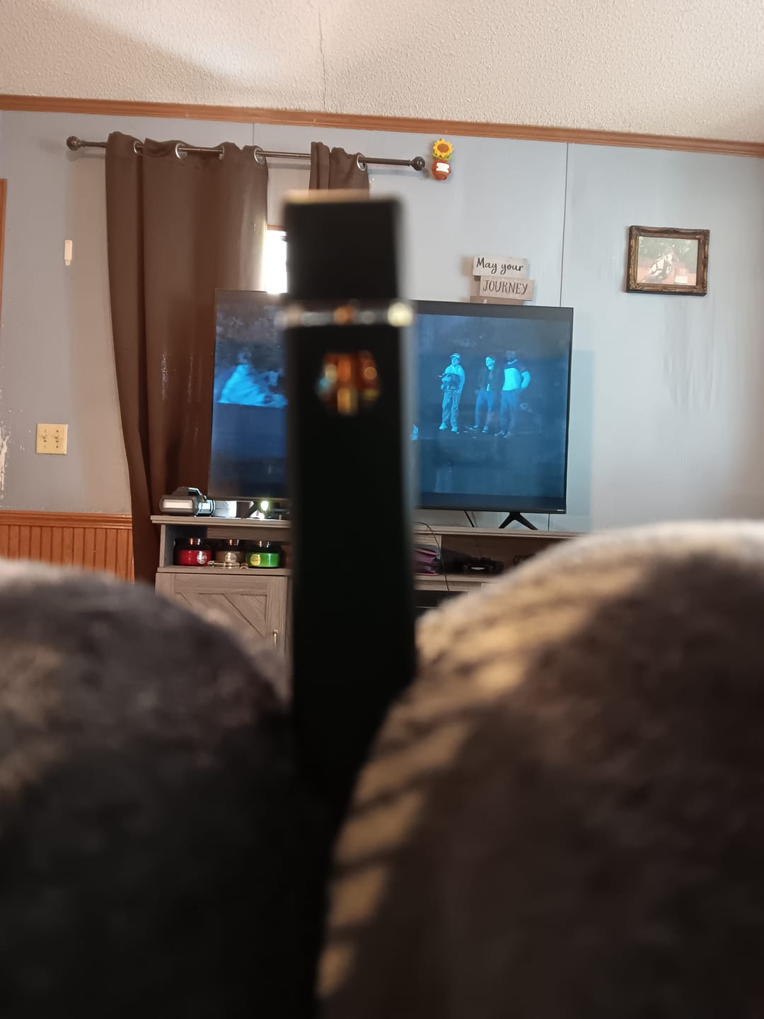 Customer photo review of 1 Gram HHC Vape Pen | Watermelon Zkittles - Indica