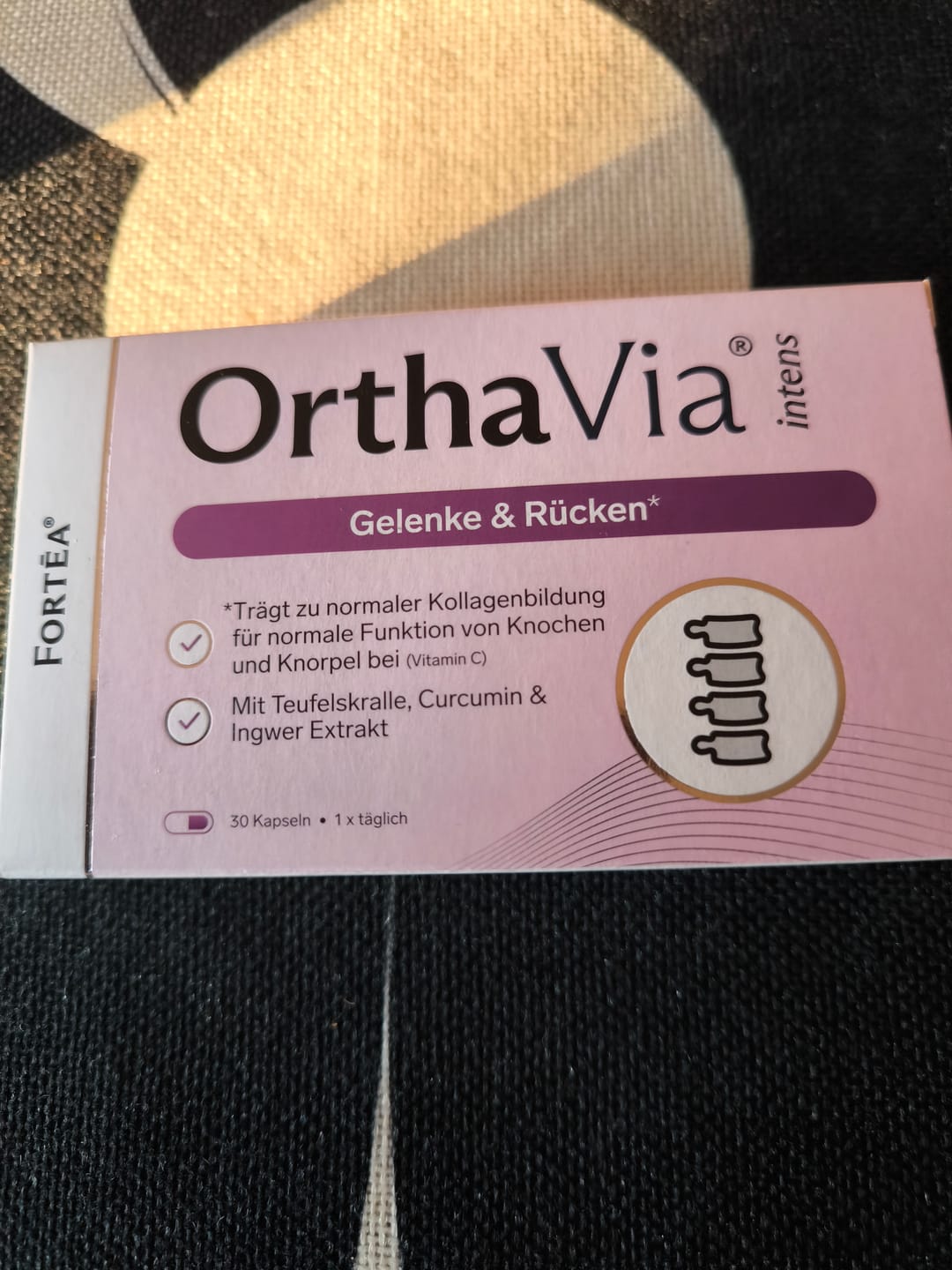 Customer photo review of OrthaVia® intens – Gelenke & Rücken